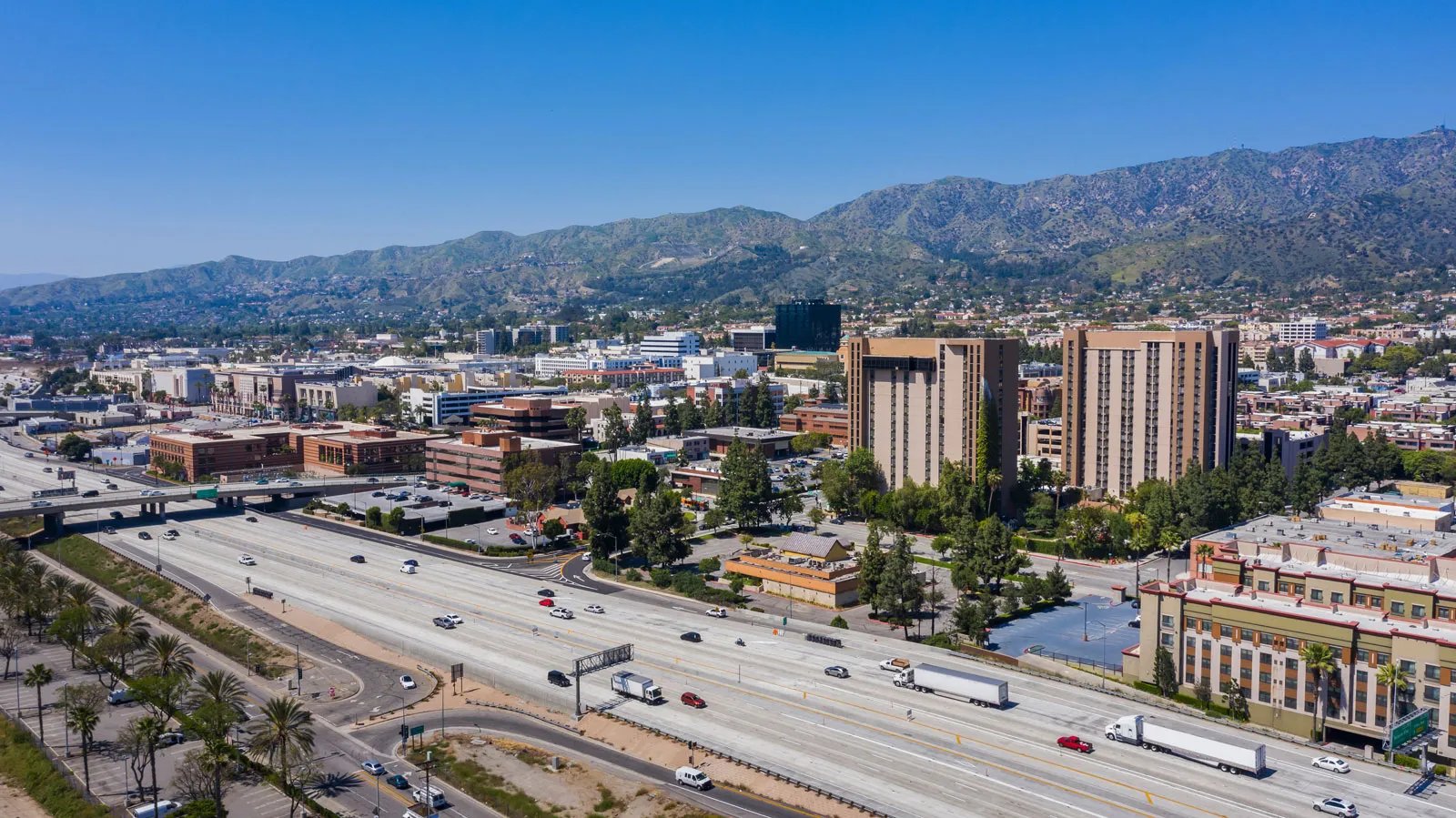 Burbank, private swim coaching area